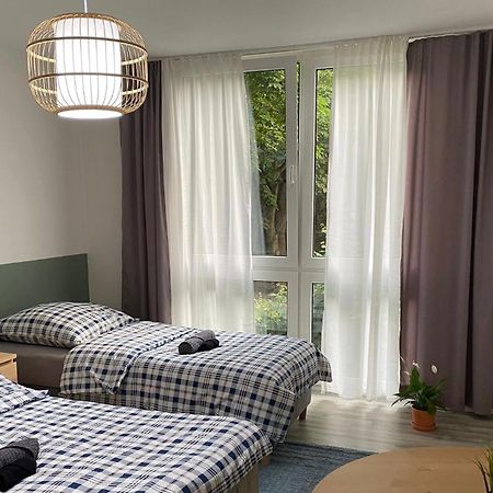 Sweet Home Apartment Hannover West Buitenkant foto