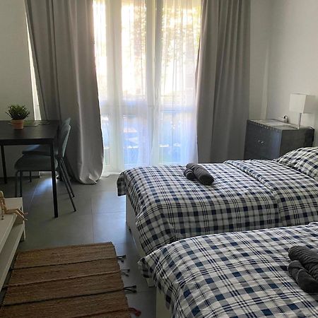 Sweet Home Apartment Hannover West Buitenkant foto
