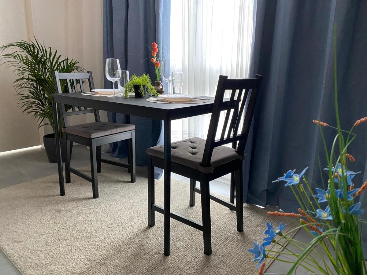 Sweet Home Apartment Hannover West Buitenkant foto