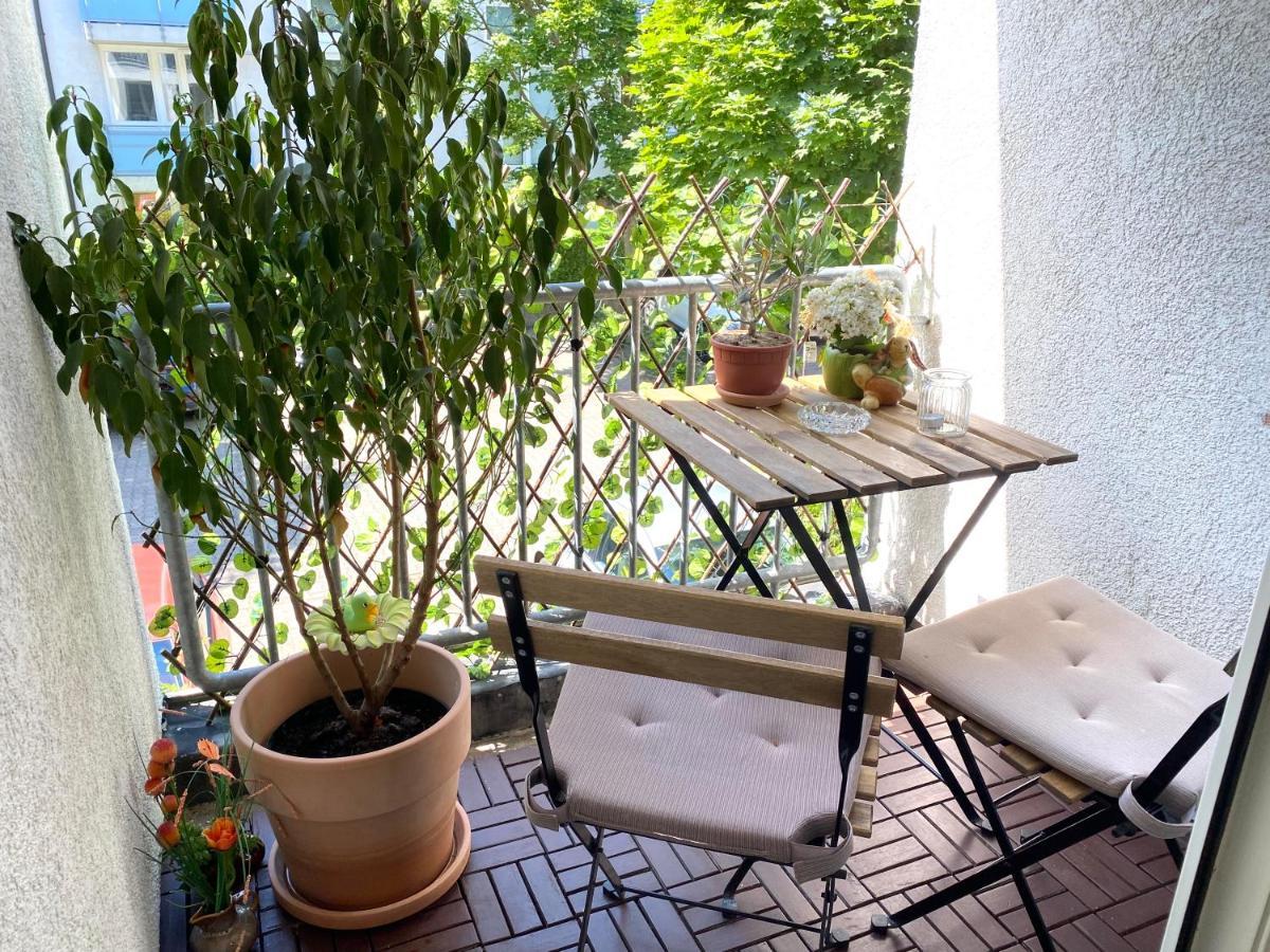 Sweet Home Apartment Hannover West Buitenkant foto