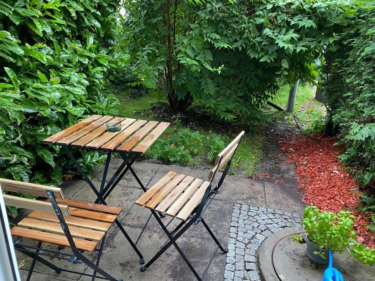 Sweet Home Apartment Hannover West Buitenkant foto