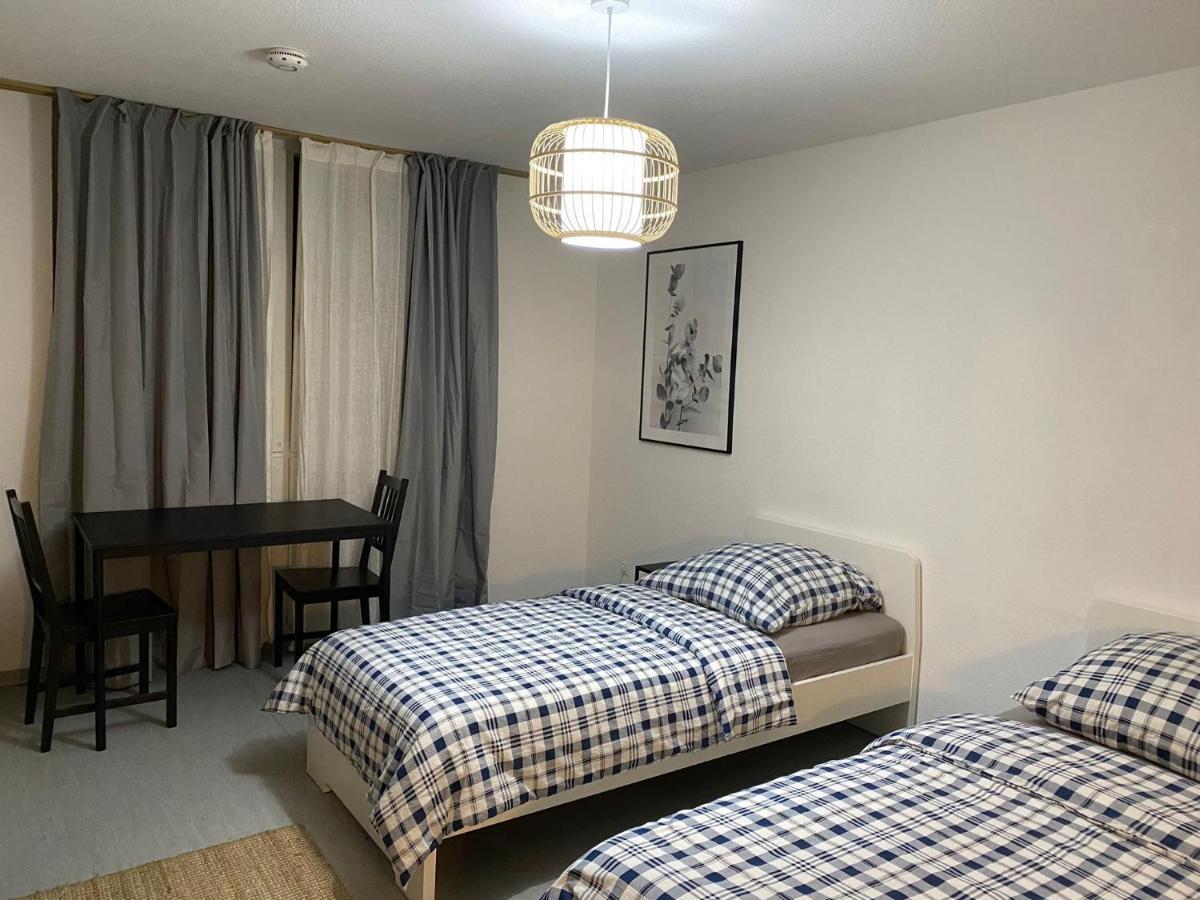 Sweet Home Apartment Hannover West Buitenkant foto