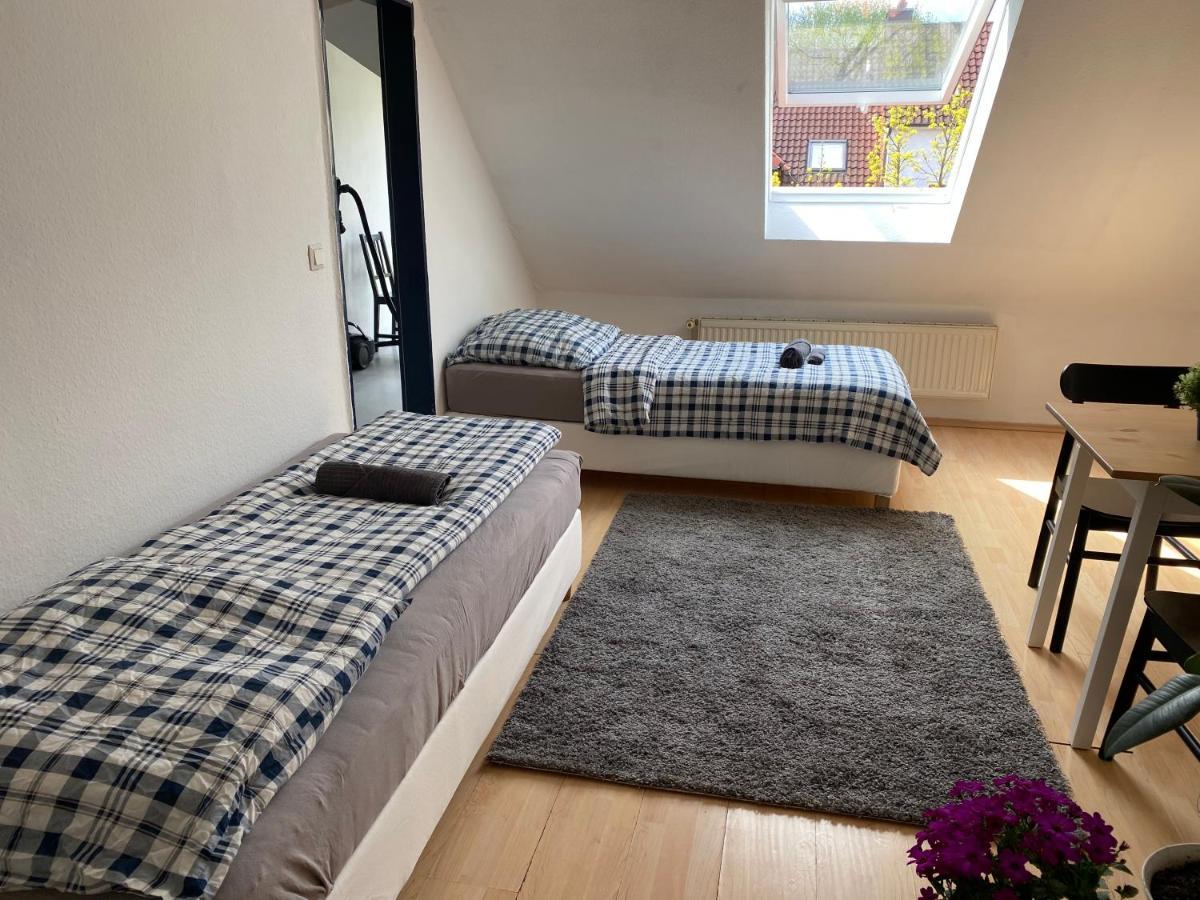Sweet Home Apartment Hannover West Buitenkant foto