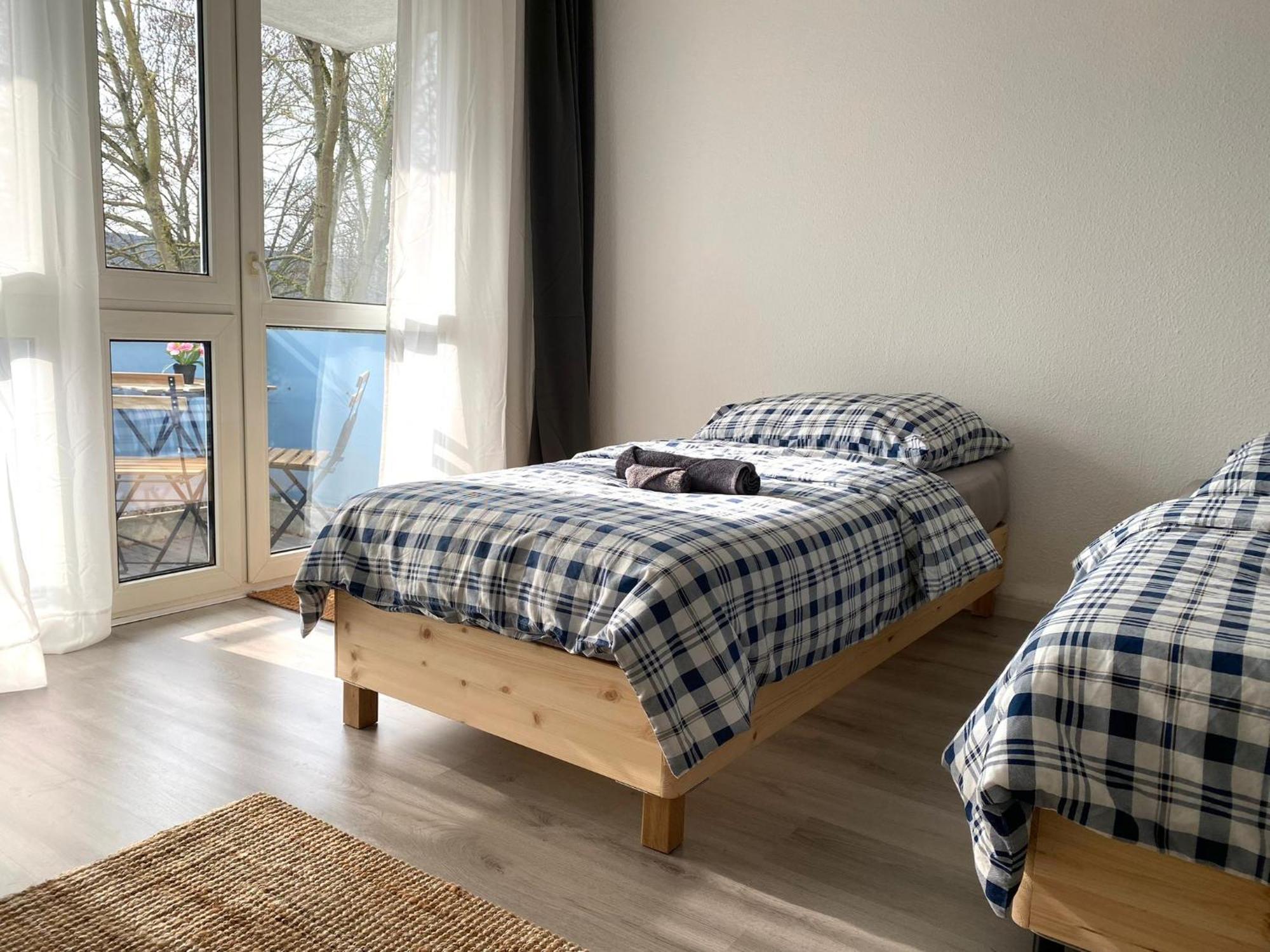 Sweet Home Apartment Hannover West Buitenkant foto